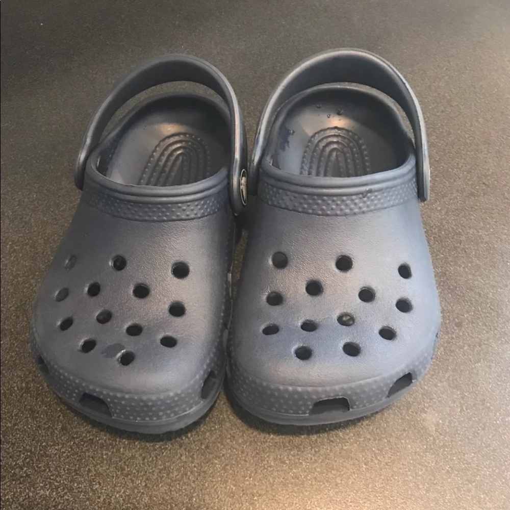 Navy Blue Toddler Crocs. Size 6/7. Barely used.